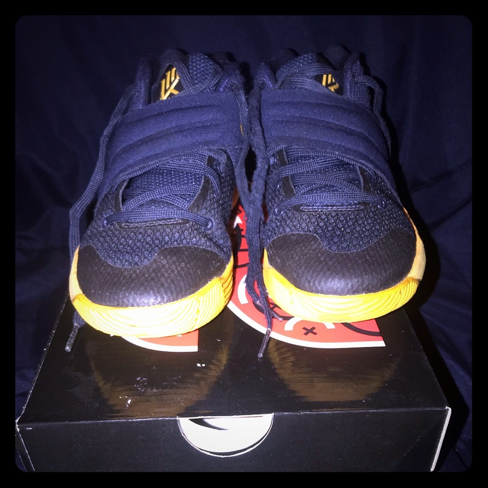 Kyrie 2